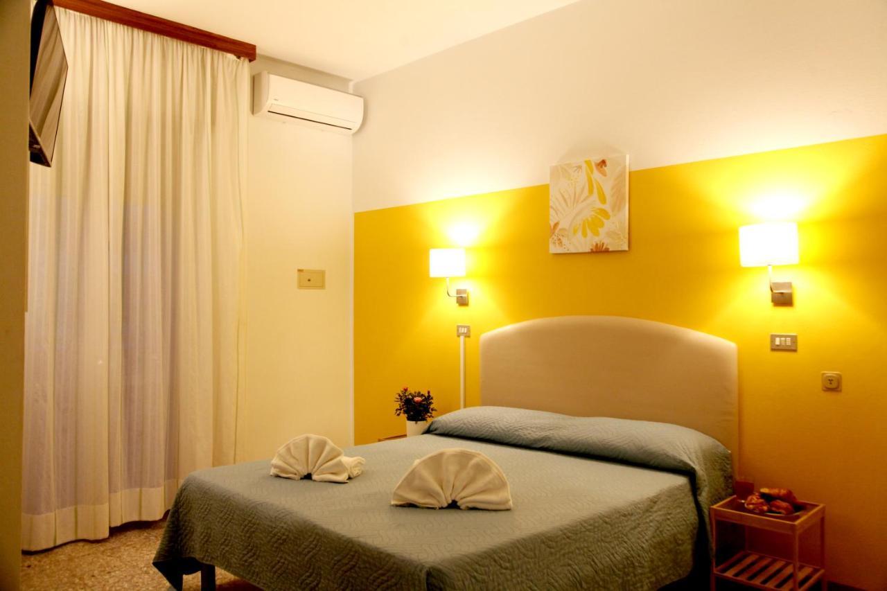 Hotel Alfa Anche In All Inclusive Rimini Ngoại thất bức ảnh
