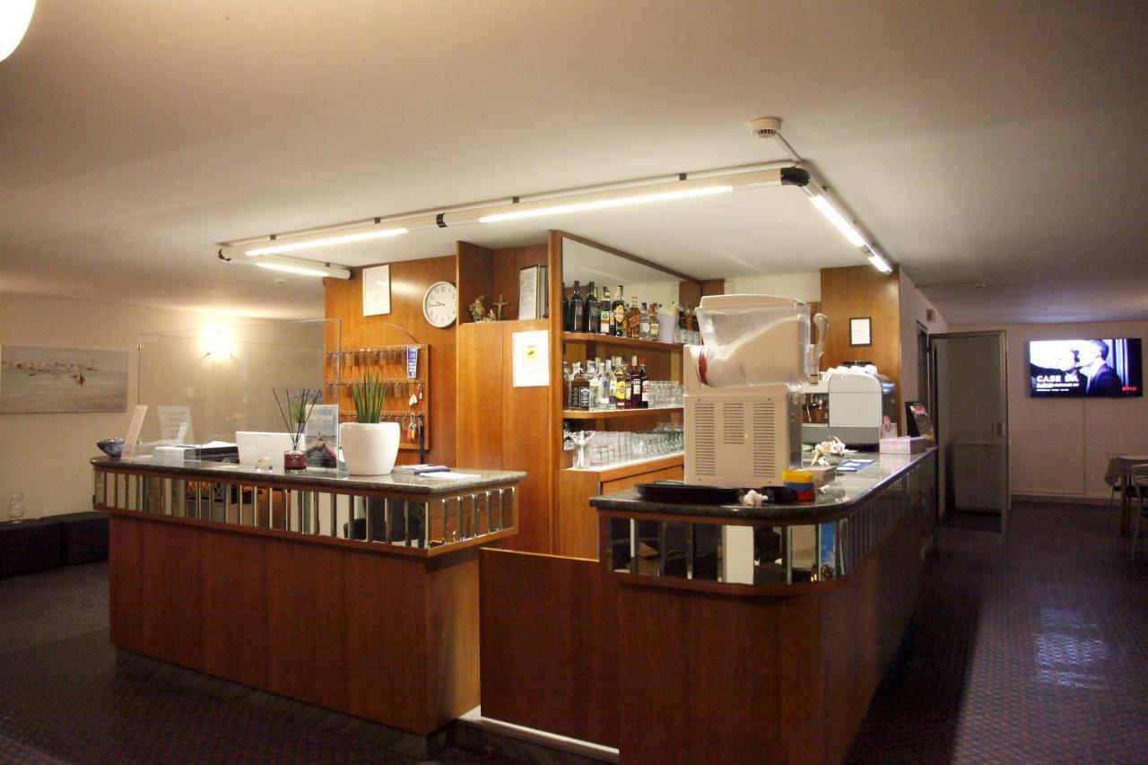 Hotel Alfa Anche In All Inclusive Rimini Ngoại thất bức ảnh