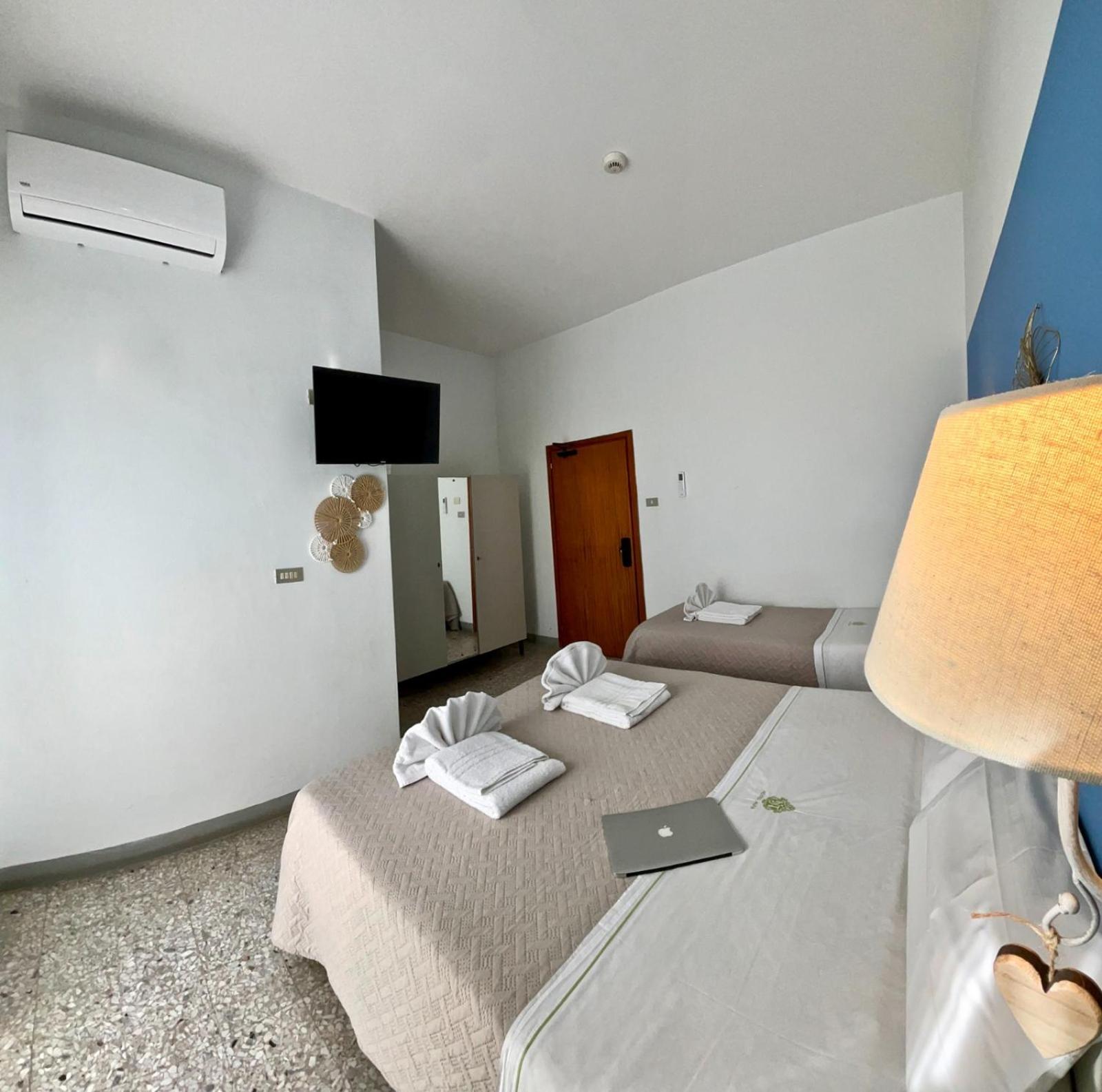 Hotel Alfa Anche In All Inclusive Rimini Ngoại thất bức ảnh