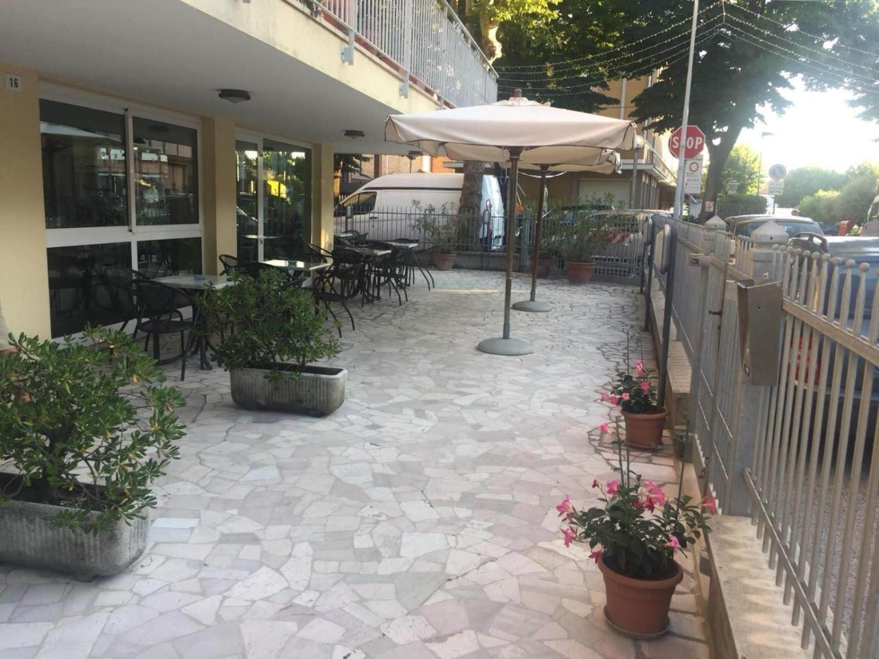 Hotel Alfa Anche In All Inclusive Rimini Ngoại thất bức ảnh